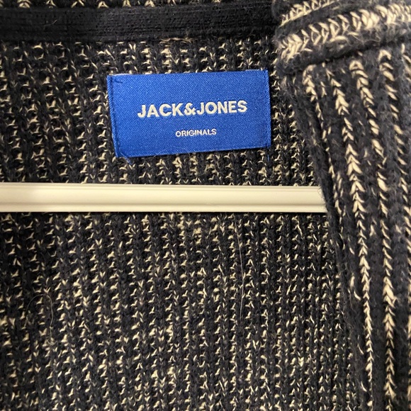 Jack and Jones cardigan - Picture 2 of 3
